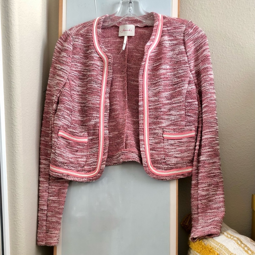 EUC Women’s Pink Blazer Size Small